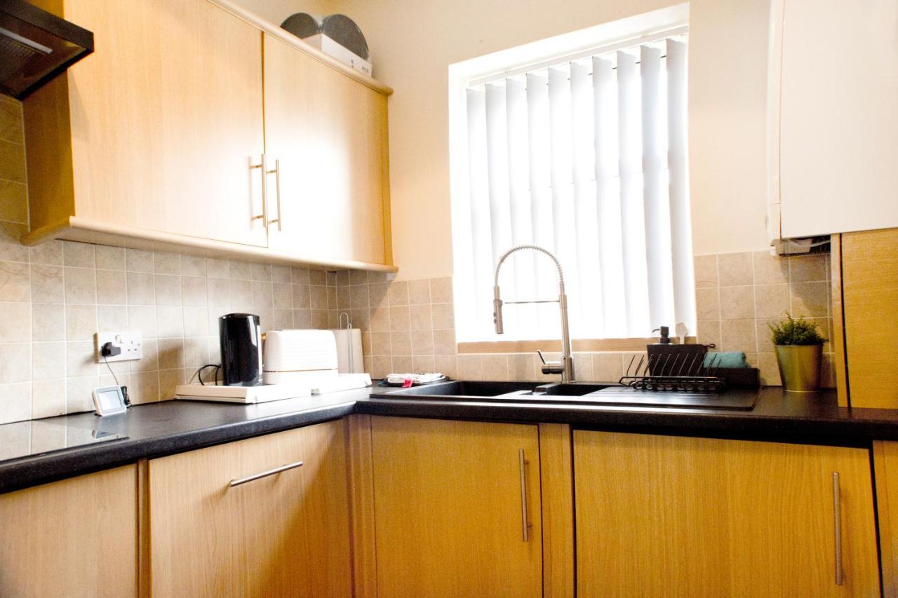 A Home Away From Home Now With Netflix And Ps4 Blackpool Luaran gambar